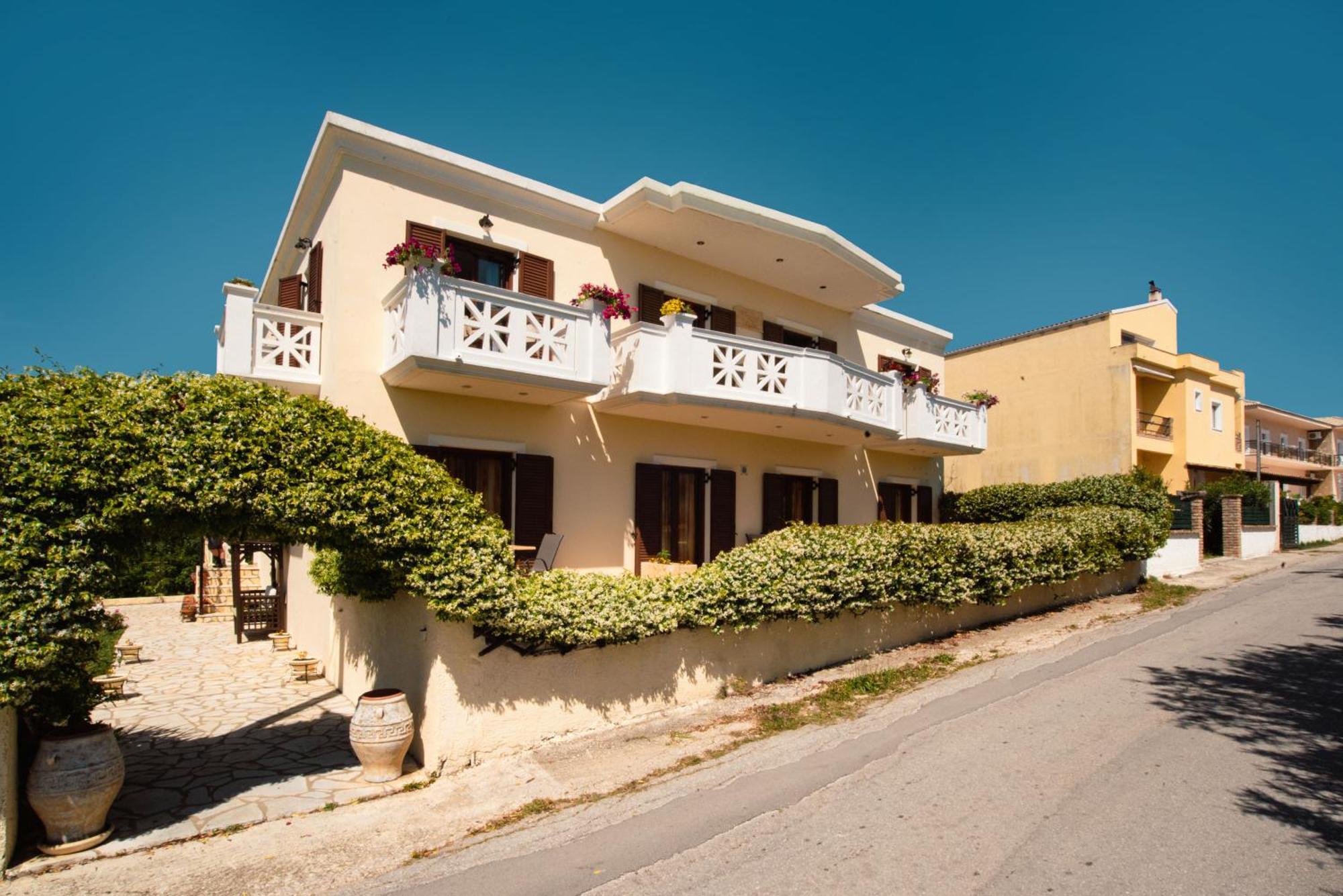 Angelique Apartments Agios Georgios  Exterior photo